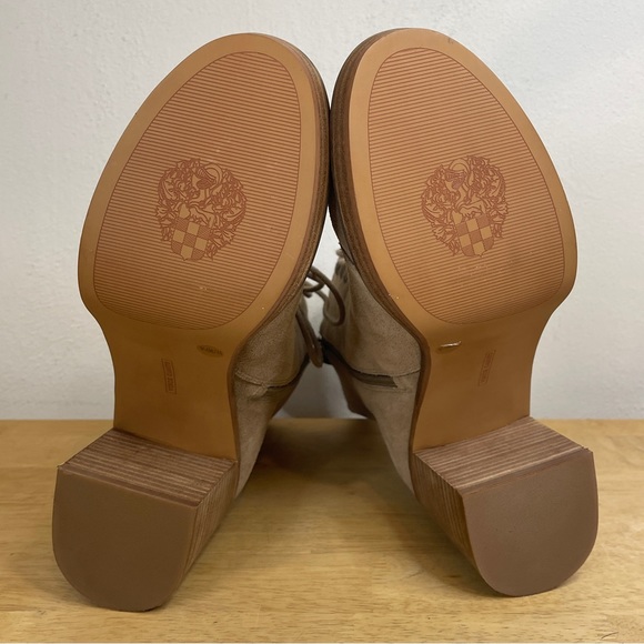 Vince Camuto Kymra Suede Neutral Taupe Heeled Boots Ankle Booties Size 9.5 - Picture 11 of 16